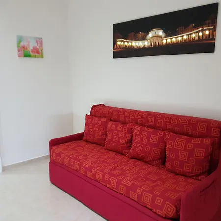 Napul'e 4* Νάπολη