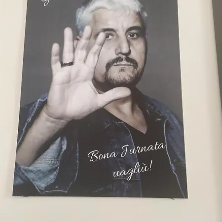 Frühstückspension Napul'e Neapel