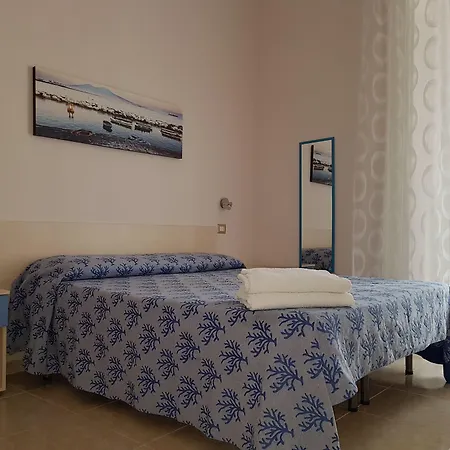 Napul'e 4* Napoli