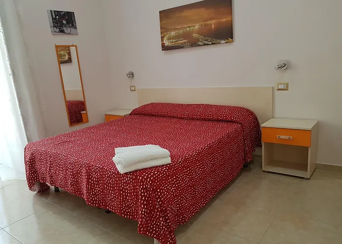 Napul'e 4* Νάπολη