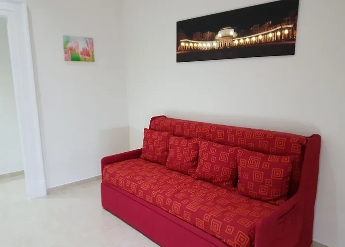 Napul'e 4* Νάπολη